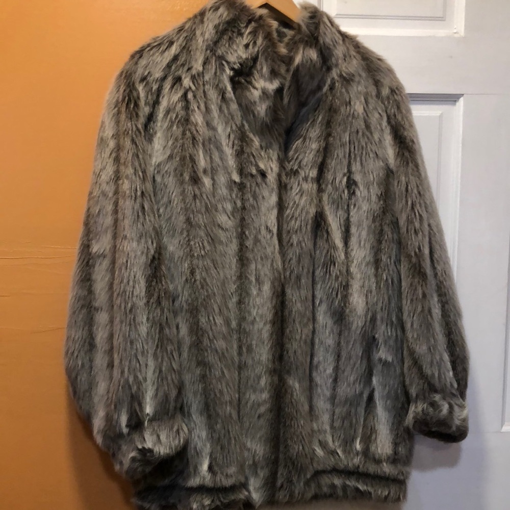 Details title women jacket